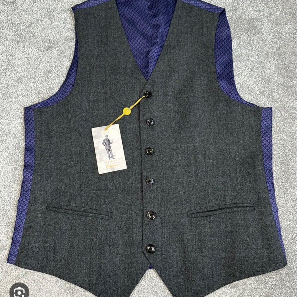 NEW Ted Baker Slim Fit Vest 44 NWT